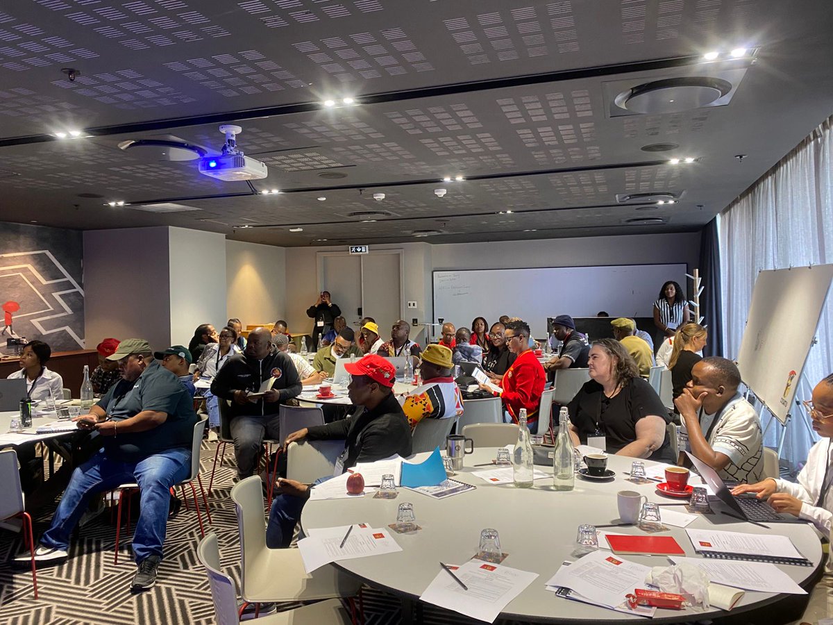 _cosatu's tweet image. Chloe van Biljon from #AIDC is presenting on mobilising domestic capital to finance the #JustTransition at #Cosatu's and @IEJ_SA joint workshop at Rosebank #JustEnergyTransition #ClimateFinancing #GreenJobs