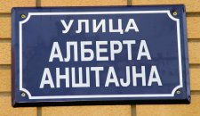 Vrlo važno, ionako je sve relativno.