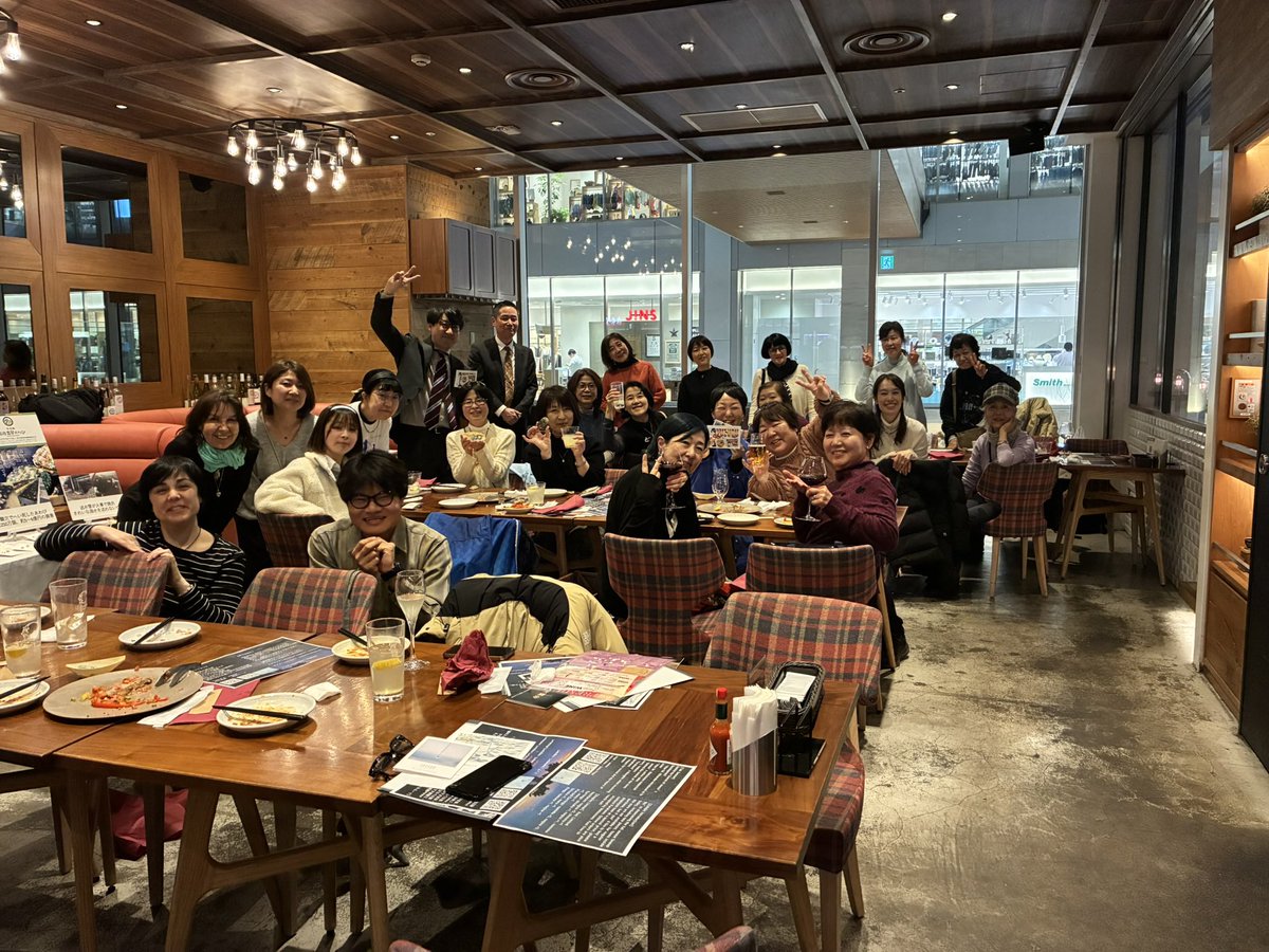 hisui_awabi's tweet photo. [4月仙台イベント続報]
4月イベントですが、下記の通り開催予定で調整中です↓

[日程]
•4/10(金)18:30-20:30 
•4/11(土)11:30-13:30 

[お店]
東北カフェ＆バルトレジオン仙台エスパル店

[詳細]
定員50名　おひとり様¥8,000円(税込)
あわび料理1人1個、トークセッション、Awase即売会、特典冊子付 https://t.co/MuFnJrMZBB