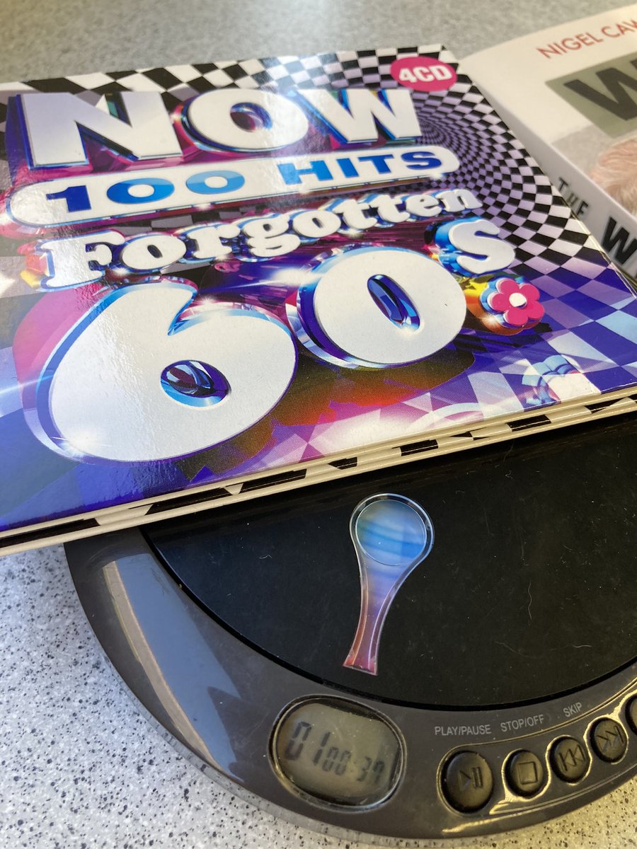 Robin ❄️ tweet media