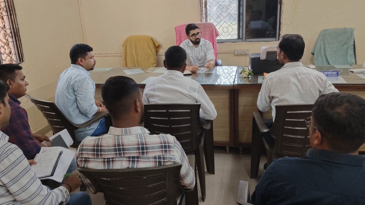 તા.12/03/2026 - નવનિર્મિત નાનાપોંઢા તાલુકાના કરાયા અને મોટાપોંઢા ગામે પ્રાથમિક શાળાઓ, આયુષ્માન આરોગ્ય મંદિરો, આંગણવાડી કેન્દ્રો, ગ્રામ પંચાયતો, સેગ્રીગેશન શેડ, ગટર વ્યવસ્થા, જાહેર શૌચાલય અને જાહેર રસ્તાઓના કામોનું નિરીક્ષણ કરવામાં આવ્યું. 
#TEAMVALSAD
<a href="/CMOGuj/">CMO Gujarat</a> <a href="/InfoValsadGoG/">Info Valsad GoG</a>