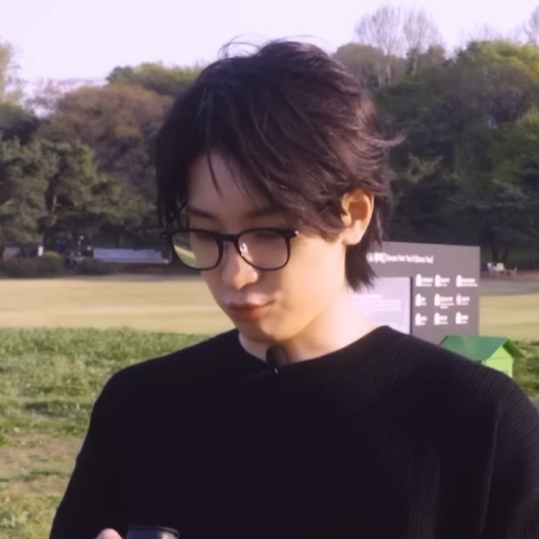 안경냥이 tweet media