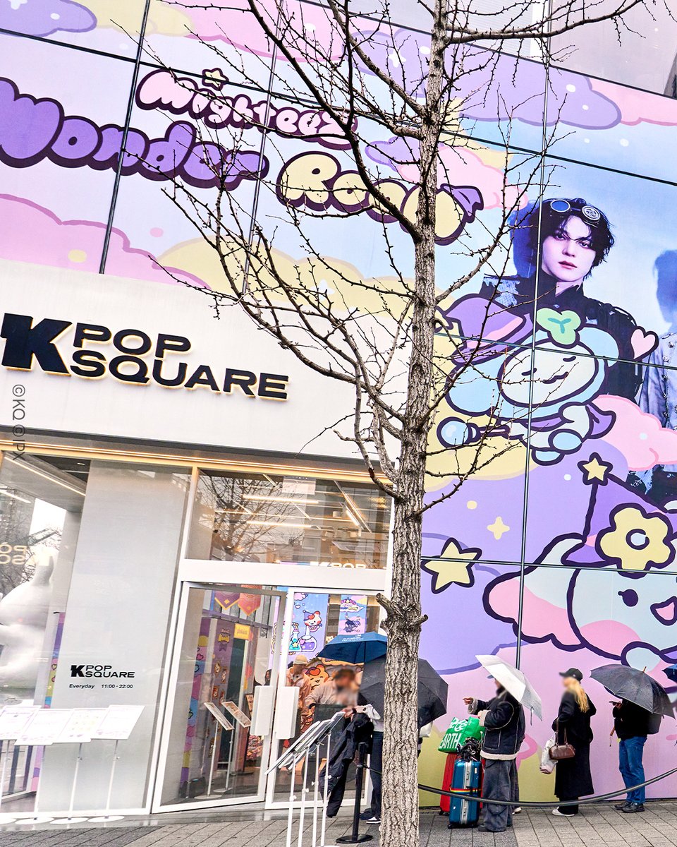 LINE FRIENDS SQUARE tweet media