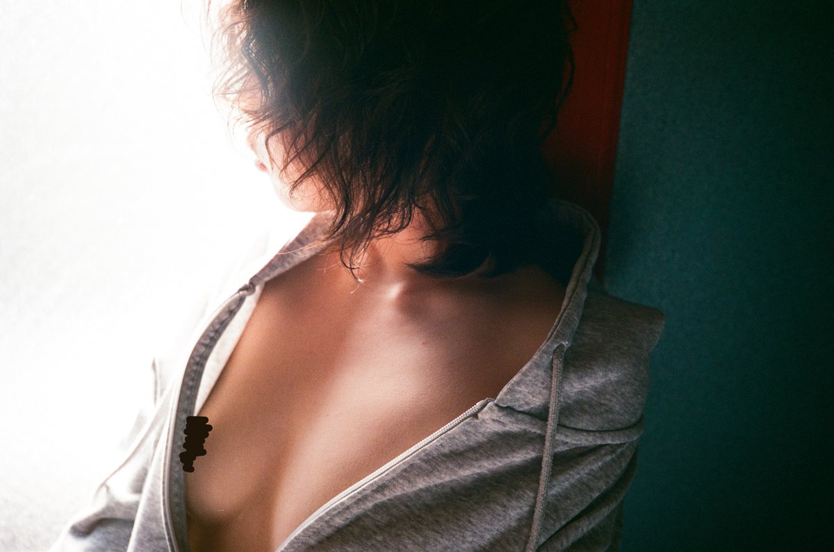 tooru_hashino's tweet image. 虚と実 
#Lomo MC-A  
#fujifilm 
#SUPERIA_PREMIUM_400 
#期限切れフィルム