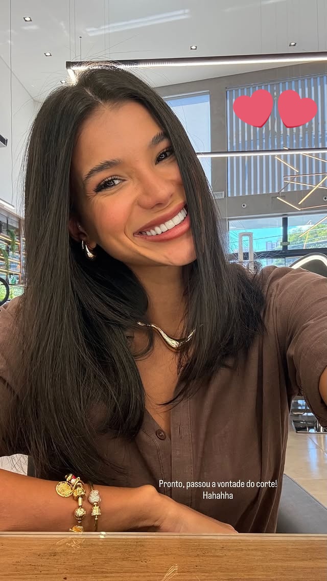 BorgesRom's tweet photo. "Que os seus melhores caminhos, ainda sejam os guiados pela alma, sem pressa, com calma. Que as suas escolhas ainda sejam as feitas pelo coração, sem pressa, com amor... "
Feliz aniversário Jake! 🎂 
Feliz vida nova! 🌹
Deus abençoe as 33 primaveras. 🙏 https://t.co/u6LRYBabZz