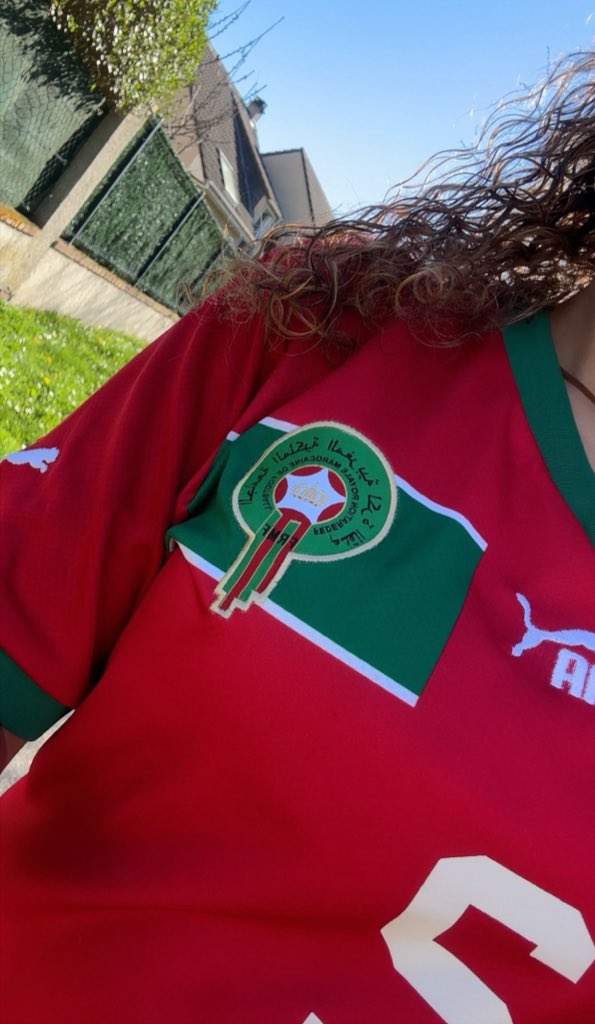 oukhty_naive's tweet image. Soleil plein en ce jour de champion 🇲🇦✨