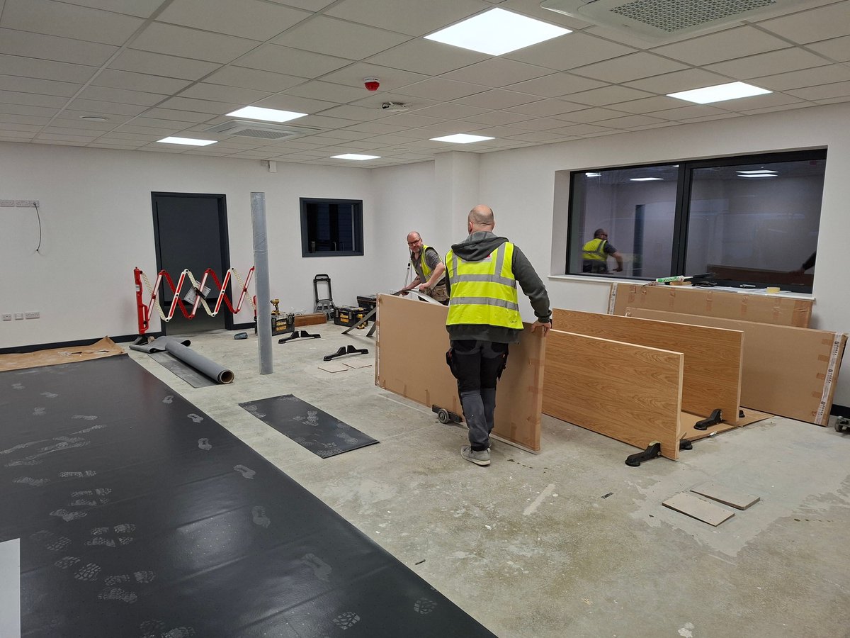 dsp_interiors's tweet photo. It's been a busy week at Genesis Park 🚧
Racking and shelving systems are now being installed, a critical step in shaping how the space will function day-to-day.
Meanwhile, door installations are progressing on the ground floor.
Stay tuned!
#Fitoutproject #TurnkeyFitOut https://t.co/JMVcldivXw