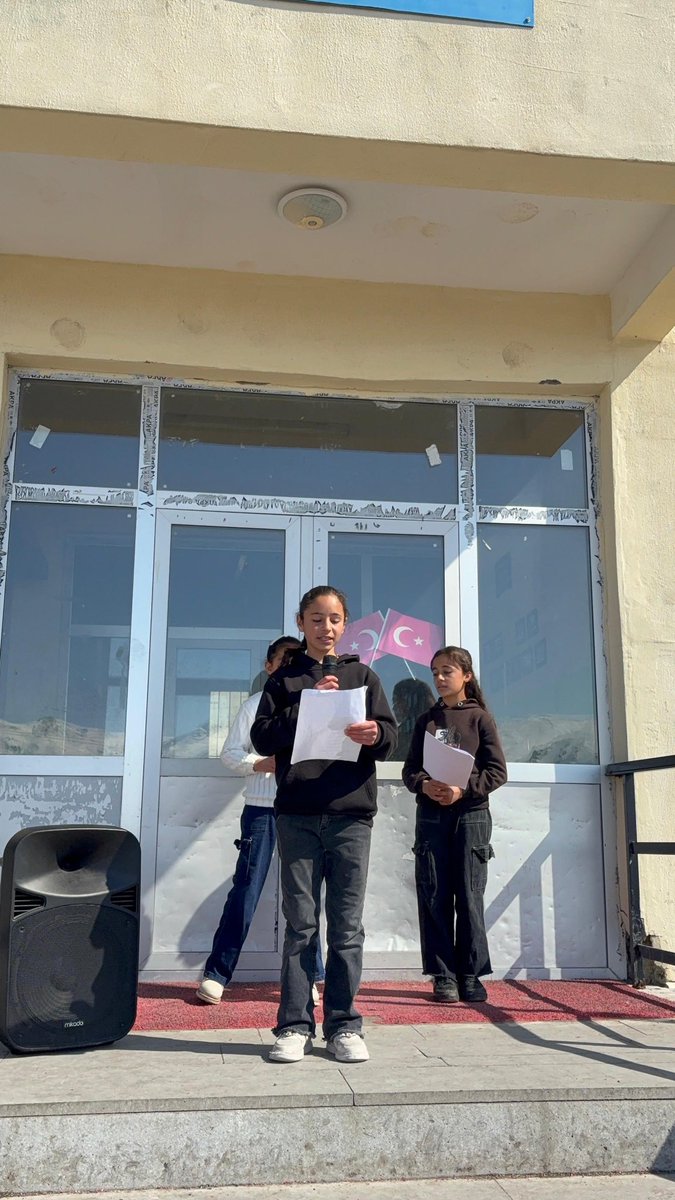 Akcam25's tweet photo. 18 Mart Çanakkale Zaferi ve Şehitleri Anma Günü Programımızdan kareler
@Erzurum_Mem @KoprukoyMeb https://t.co/Hc2wFQr20N