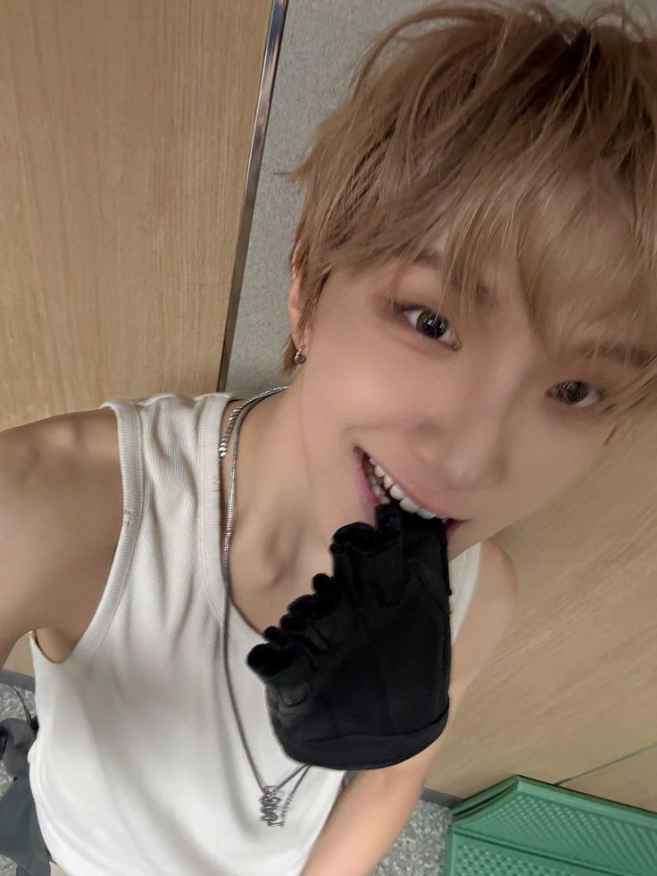 WOONHAK. tweet media