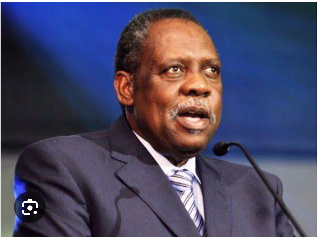 SELLO 🏴‍☠️☠️ tweet media