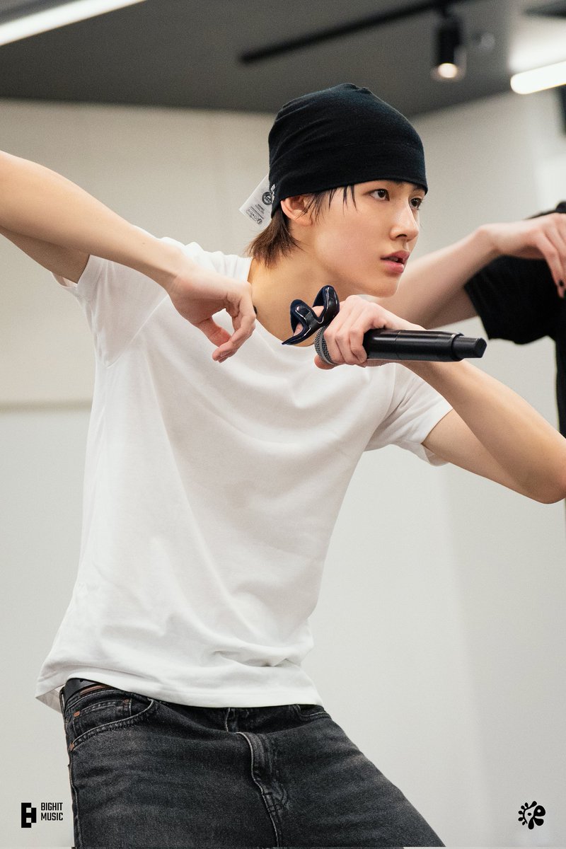 seonghyeon pics tweet media