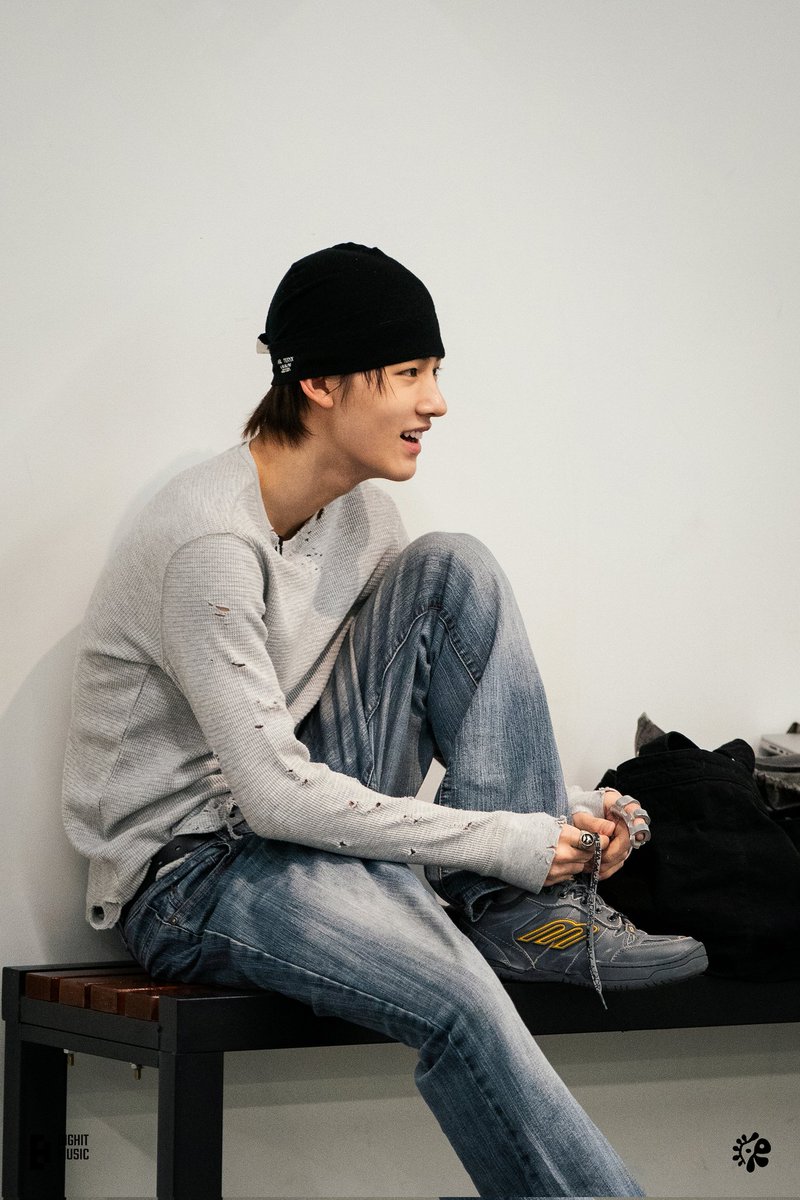 seonghyeon pics tweet media