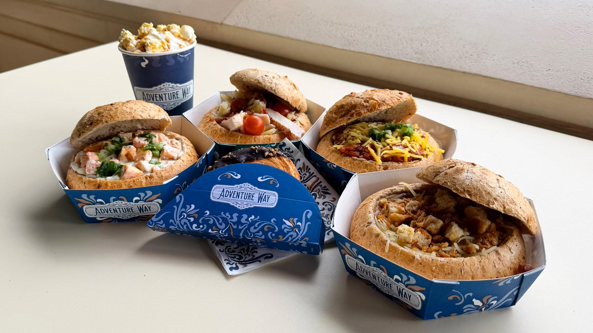 Disney Parks tweet media