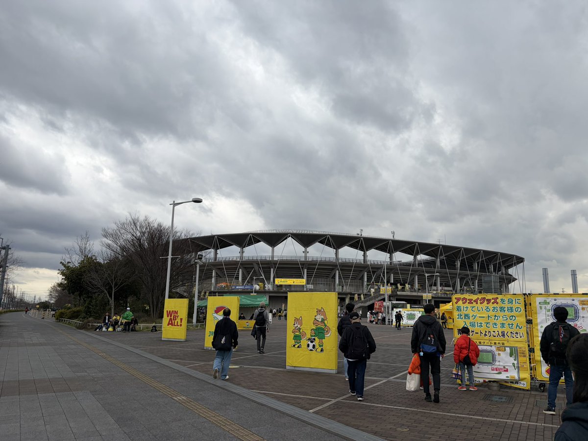 多摩からだと遠いです蘇我
飯食わせろ
