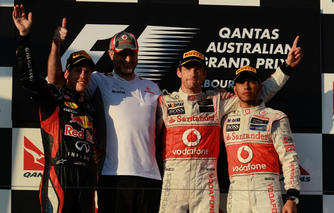 MsportXtra's tweet image. #F1 #OnThisDay, March 18th 2012. The #AustralianGP opened the season. @JensonButton (@McLarenF1 ), who started 2nd, won the race ahead of Sebastian Vettel (@redbullracing ) and polesitter @LewisHamilton (McLaren). youtube.com/watch?v=x-6y-6… #MsportXtra @UnracedF1 @Circuitsotpast