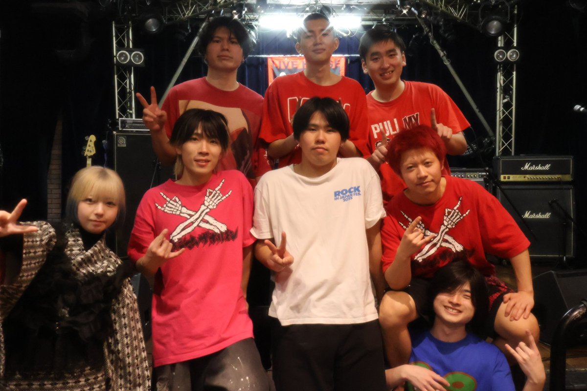 CUC_rock's tweet photo. 3/7(土)千葉アンガで卒業ライブを開催しました！4年生最後のステージ、どのバンドも最高でした！

ご来場いただいた皆様、ありがとうございました！

今後ともロックミュージック研究部をよろしくお願いします！

#千葉商科大学　#cuc https://t.co/Jj4F6w1HXt