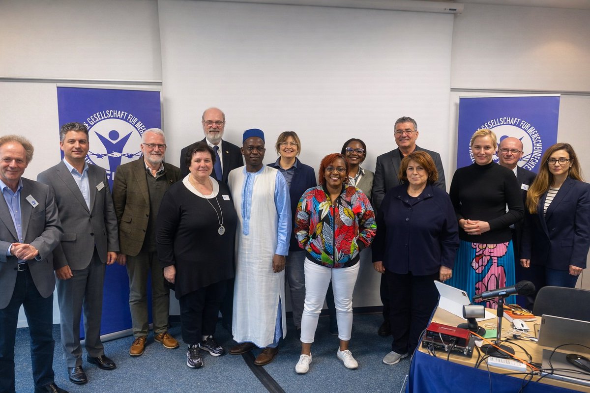 OUR HOUSE tweet media