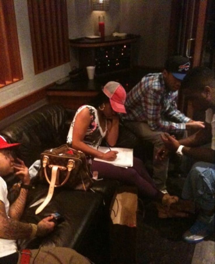 Nickname_Is_Nicki🎀 tweet media