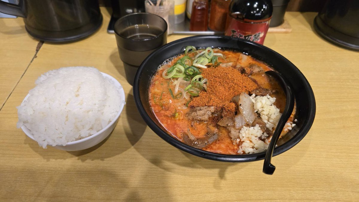 カラン/chimps tweet media