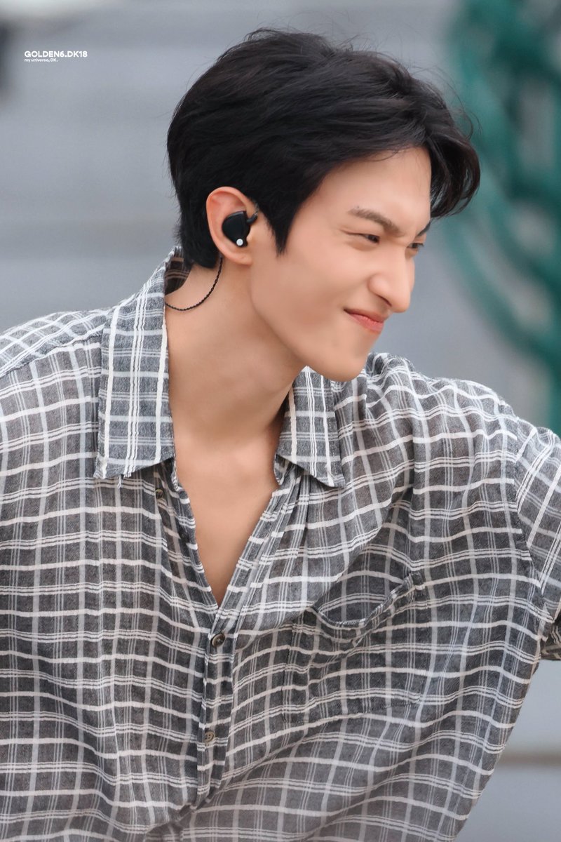 GOLDEN6.DK18 tweet media