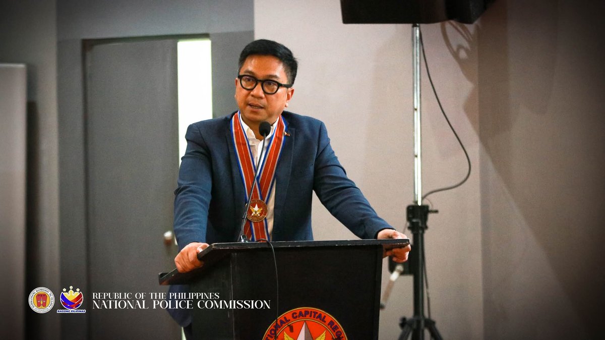 NAPOLCOM tweet media