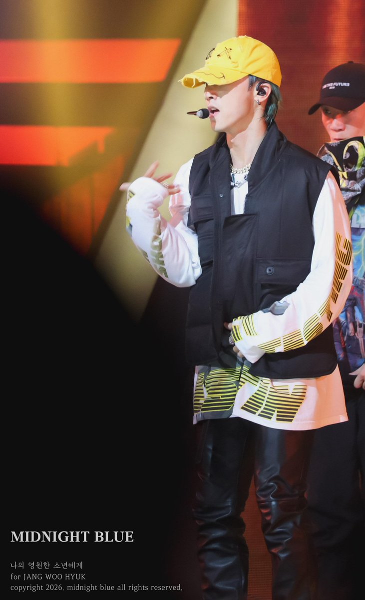 𝐌𝐈𝐃𝐍𝐈𝐆𝐇𝐓 𝐁𝐋𝐔𝐄★ꞋꞌꞋ─ tweet media