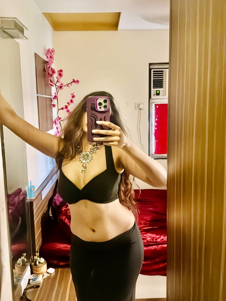 Lusty Gayathri tweet media