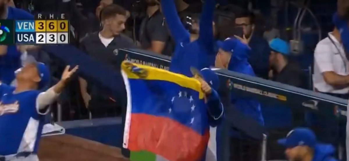 David Morón tweet media