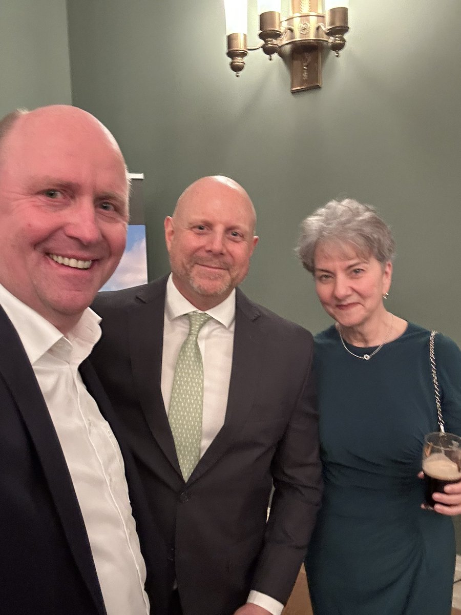 uwe becker tweet media