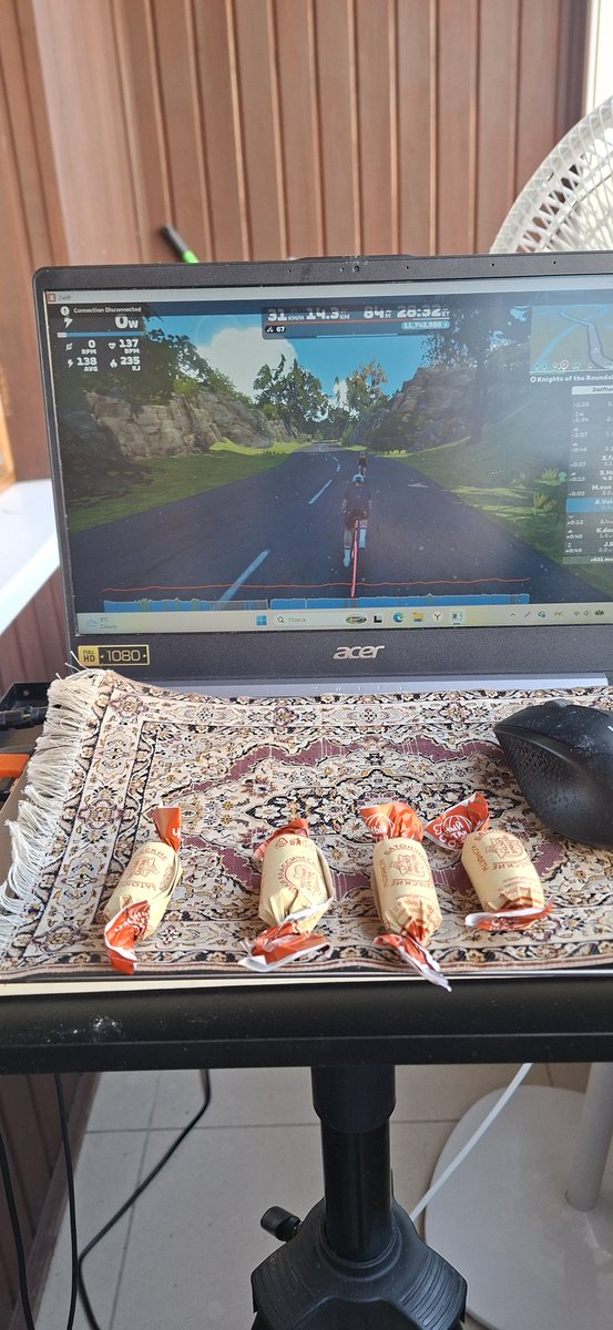 муниципальный физкультурник (parody) tweet media