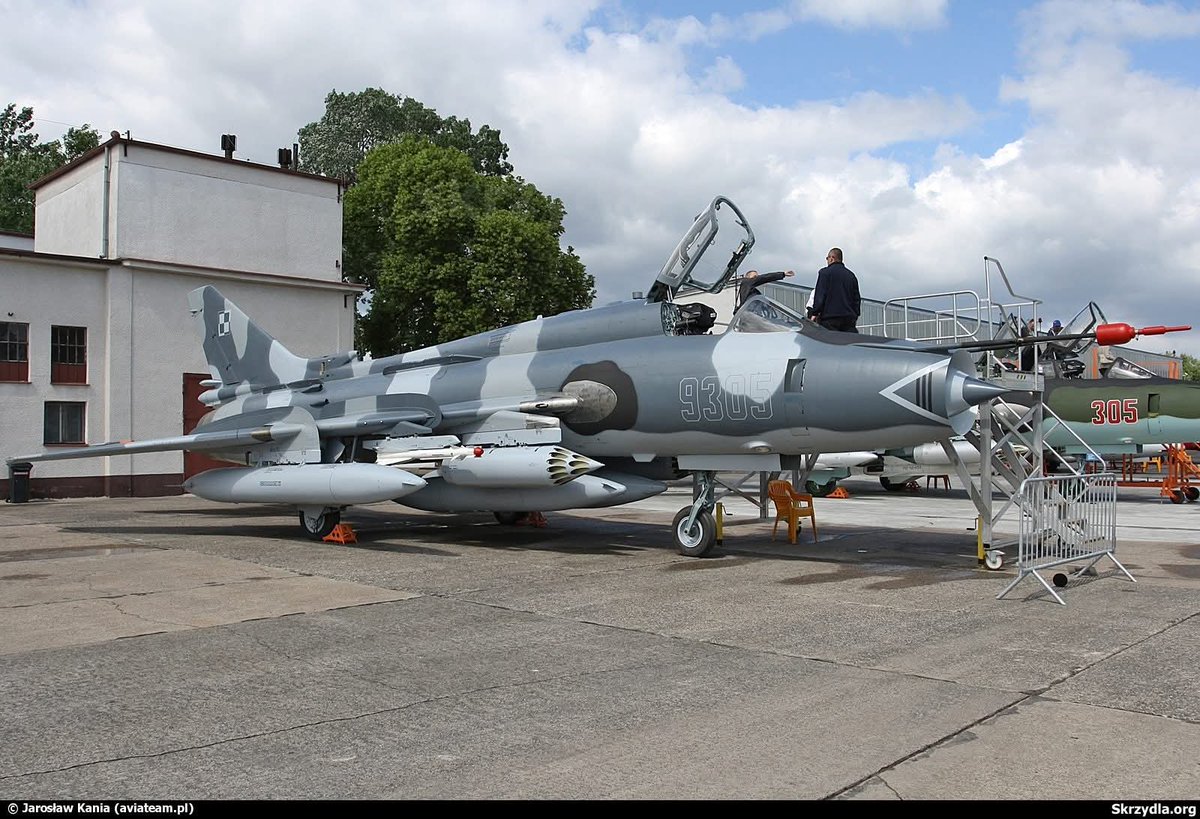 Destroyer Escort tweet media