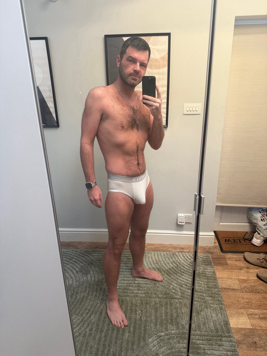 Taylor London tweet media