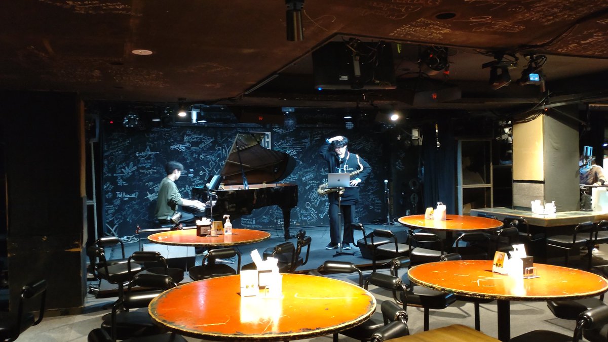 あいすあるじー/キタ野(花蟷螂) tweet media