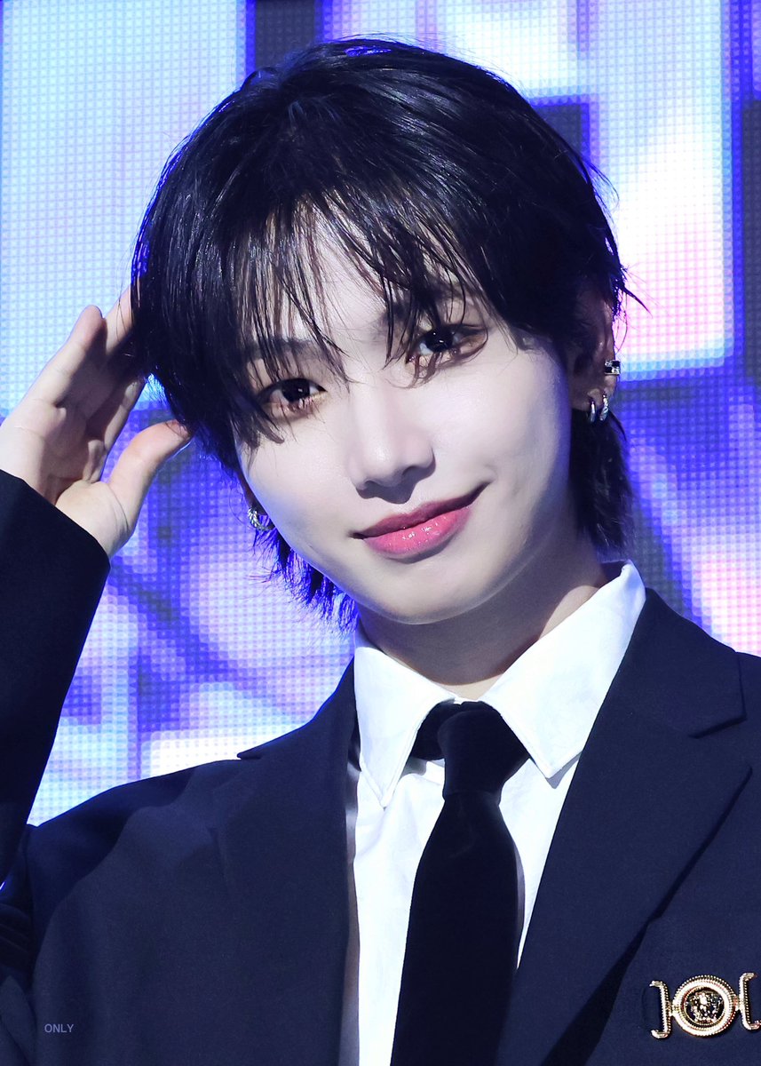 온리🩷 tweet media