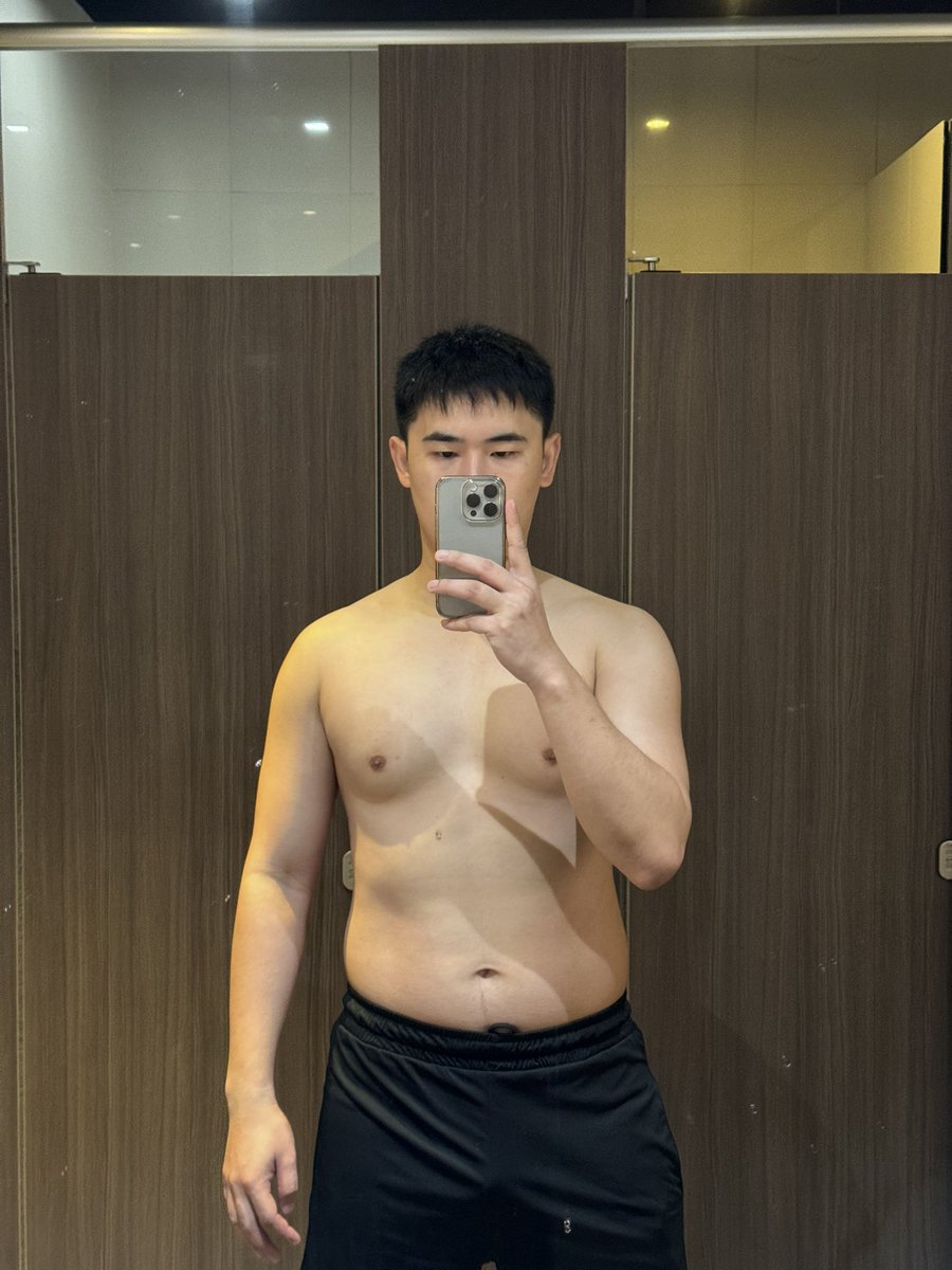 กอกาย tweet media