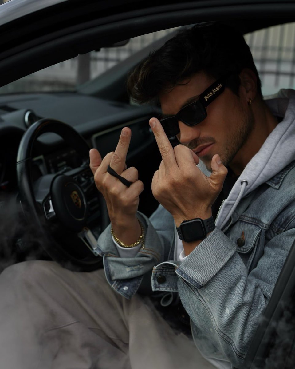 Mrs B ✨ tweet media