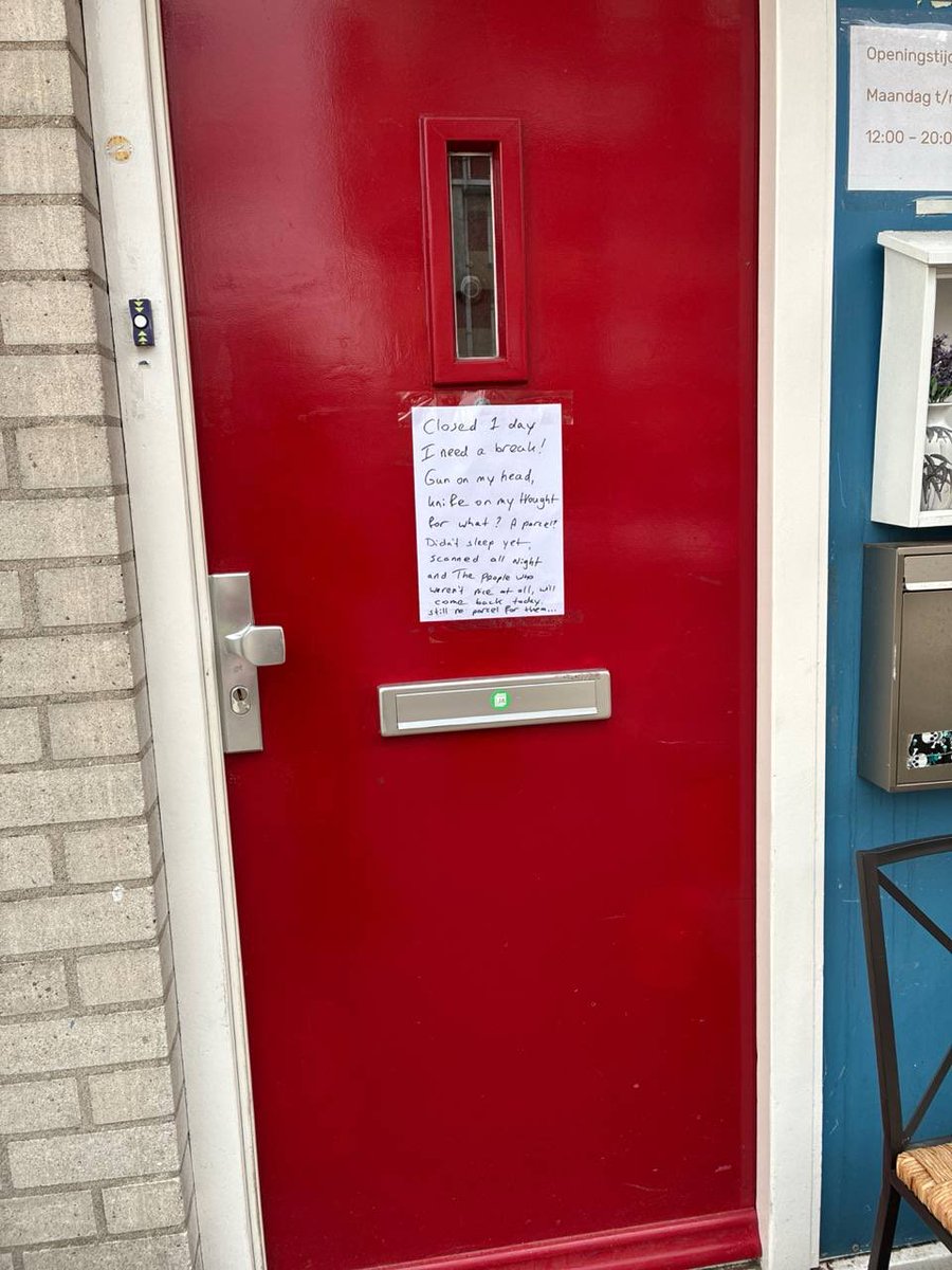 Анастасия не понимает tweet media