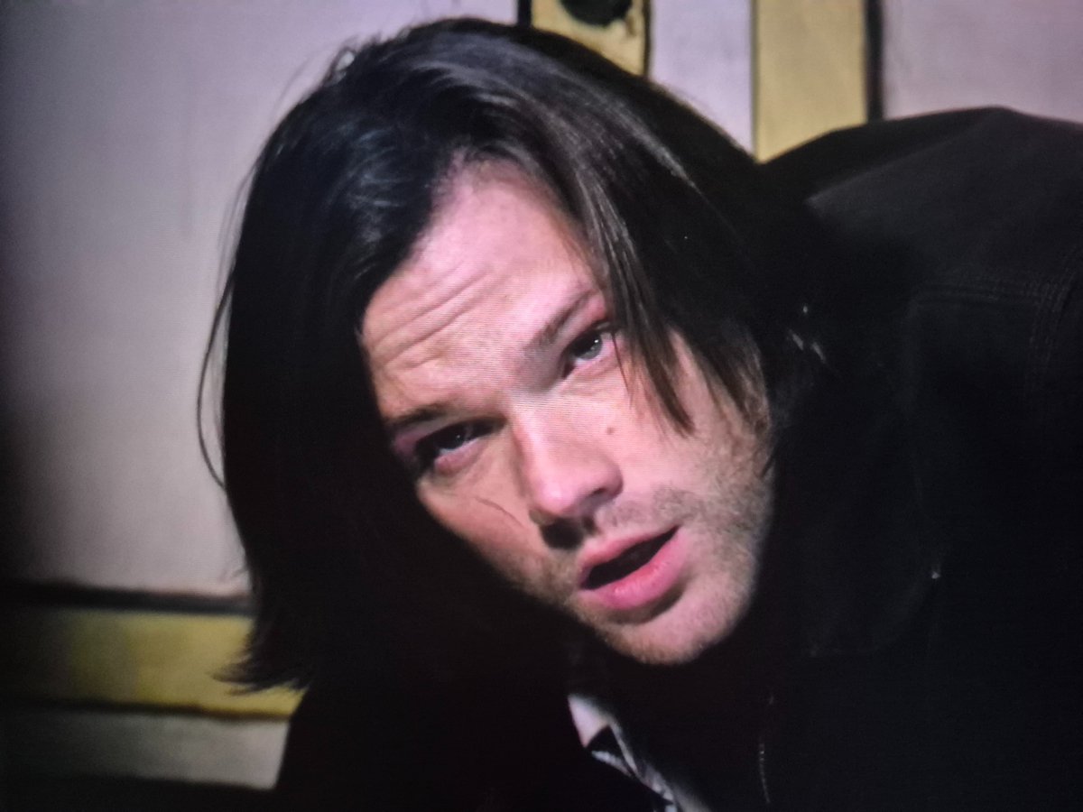 Angry top whos gonna beat the bottom after he said he wanted to escape