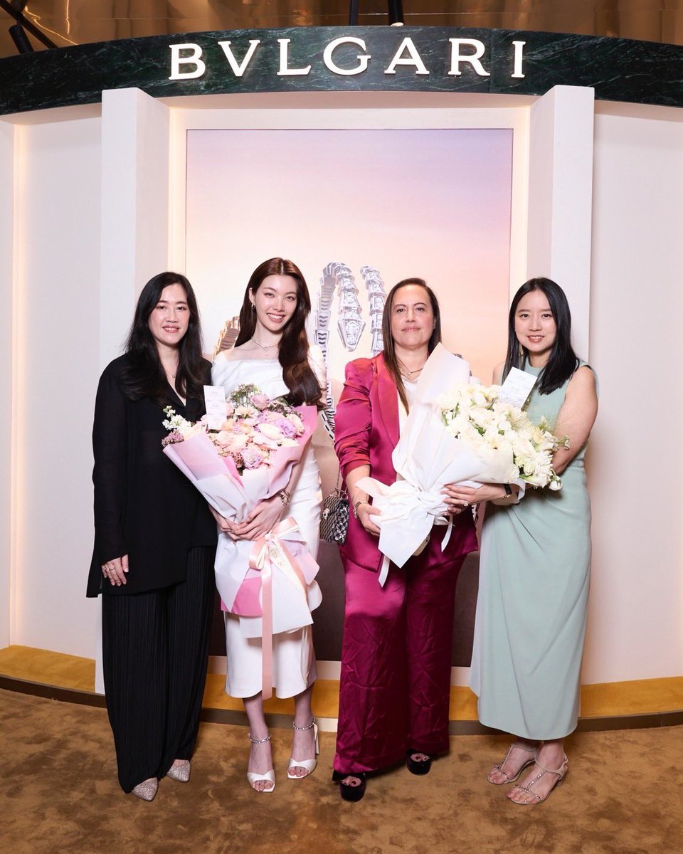 Bunterngthaionline tweet media