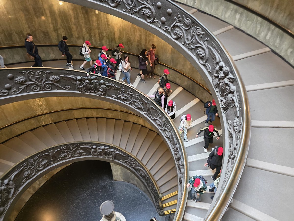 Hallfield School tweet media