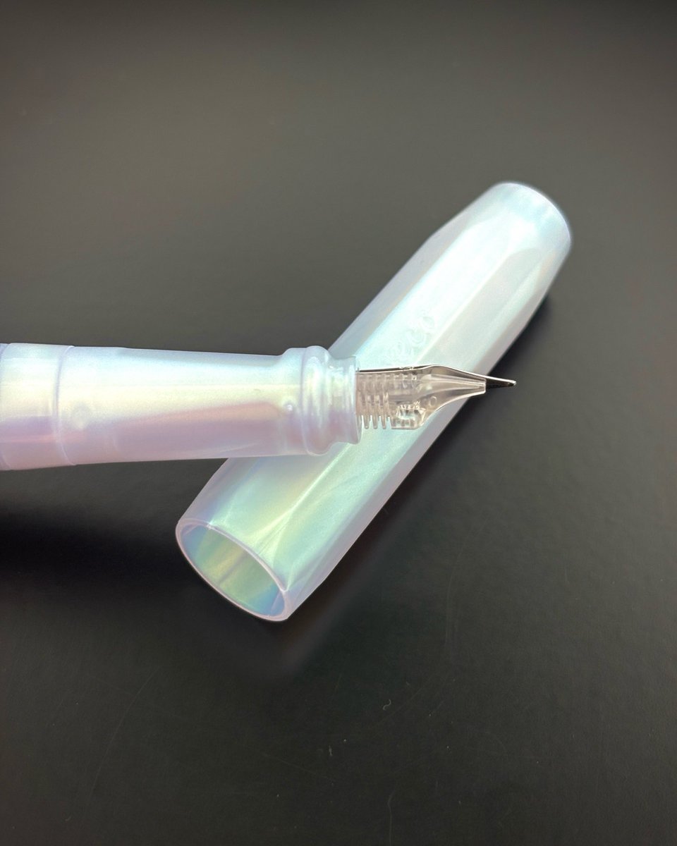 블루블랙 tweet media