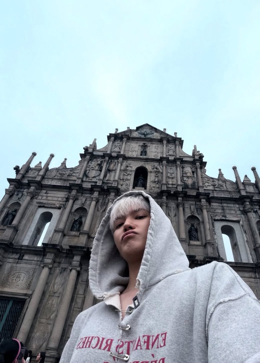 Rayan 𖡎 tweet media