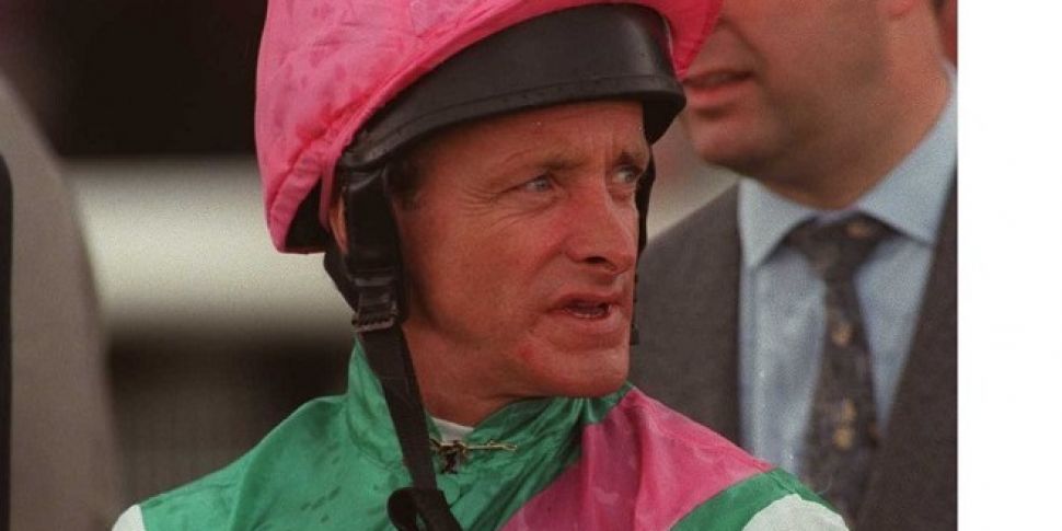 Mike Wass tweet media