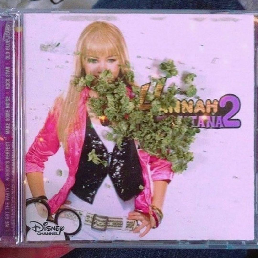 i'm a little bit unholy 🖤 tweet media