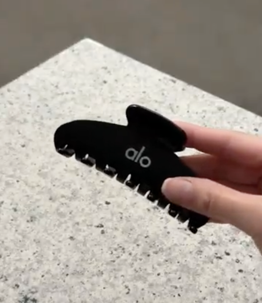 BUYMA(バイマ)| 海外ファッション通販サイト tweet media