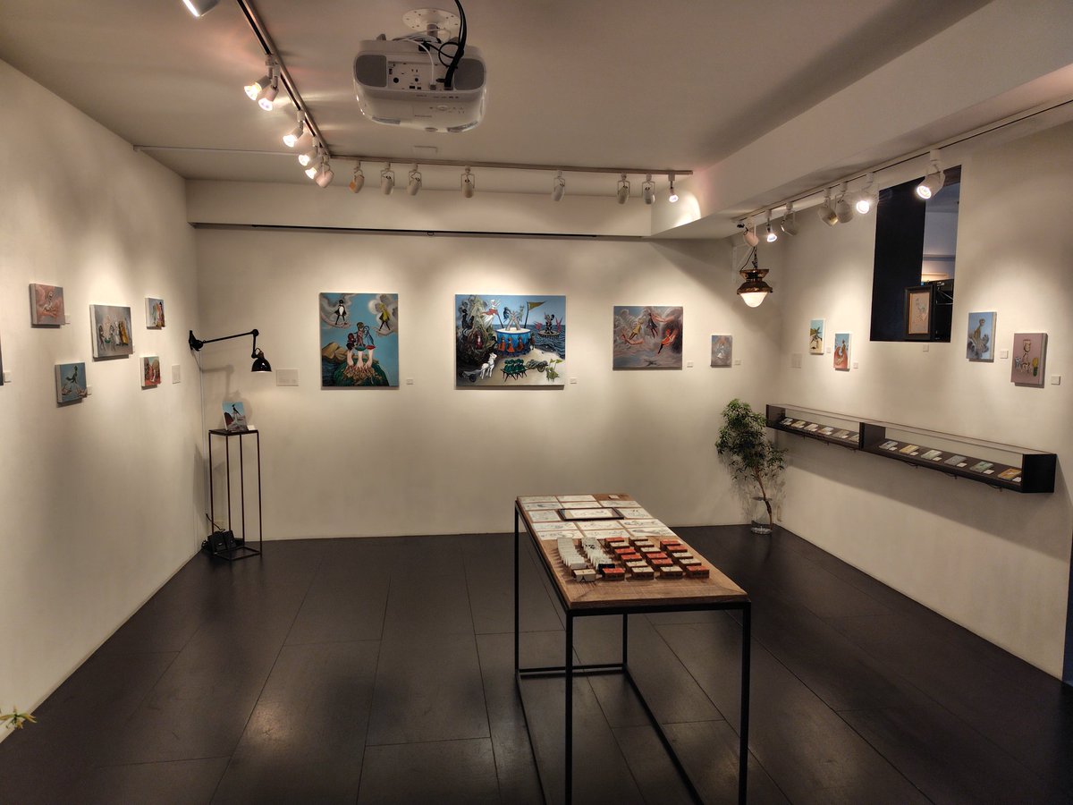 よつめ tweet media