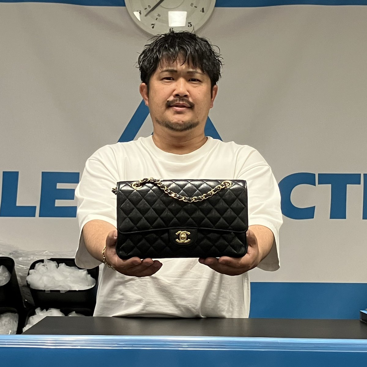 【公式】タイムレスオークション tweet media