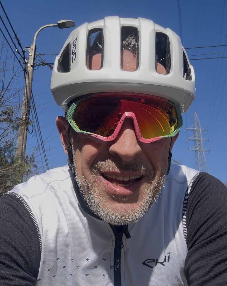philvandewalle's tweet image. ☀️&amp;amp; 💨 = 🚴 #keepmoving