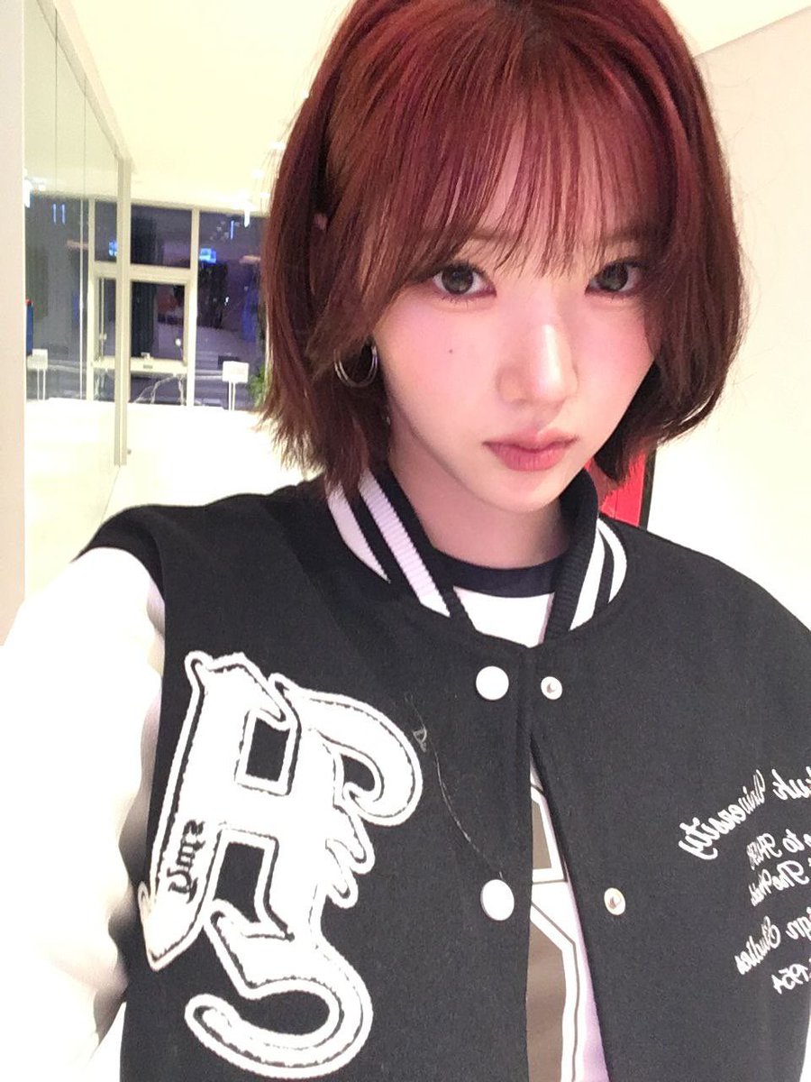 Dear, J. tweet media