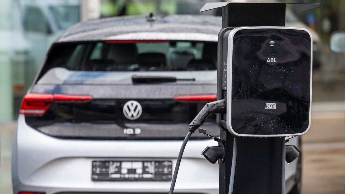 BFM Auto tweet media